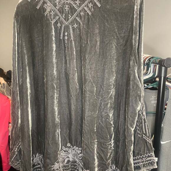 Johnny Was Daniella Crushed Velvet Embroidered Draped Open Front Cardigan - Picture 3 of 3